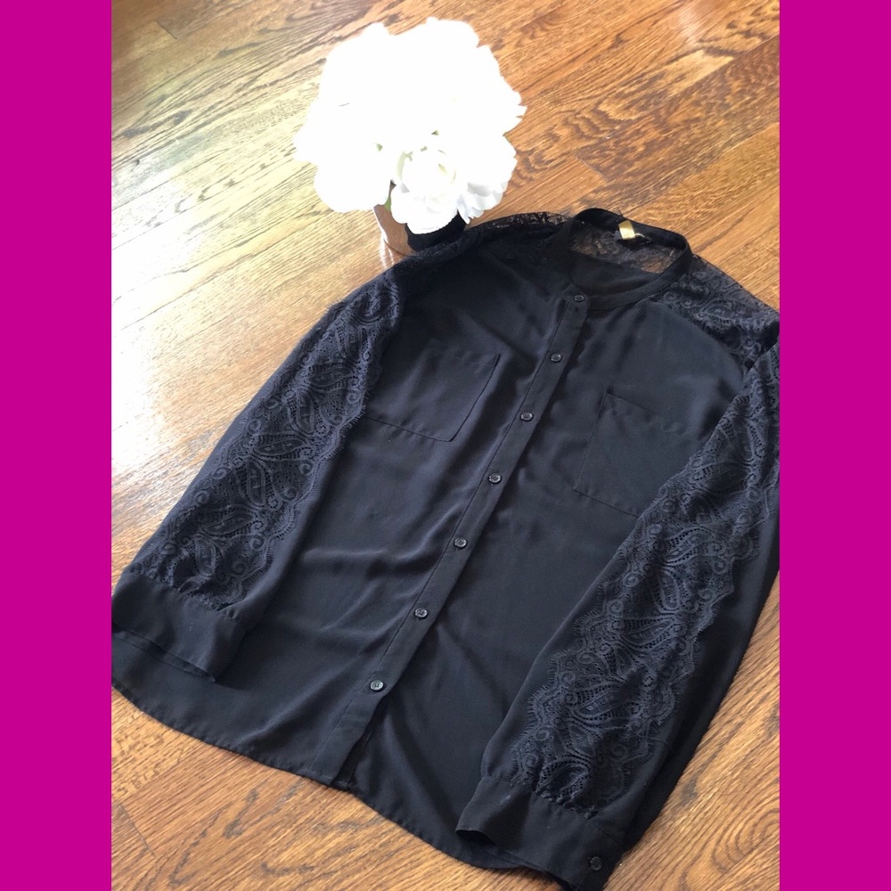 Cupio Black Sheer Blouse w. Lace